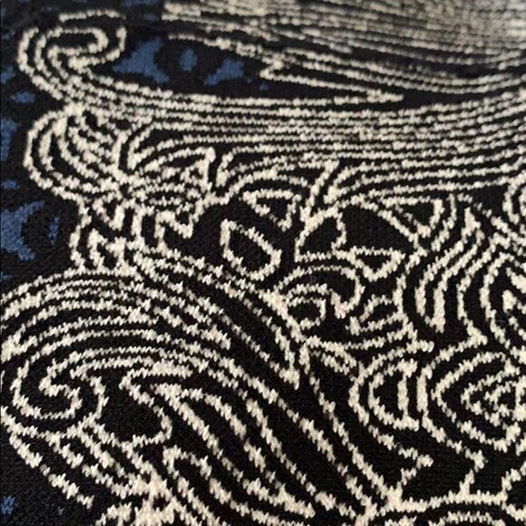 EUC BCBGMAXAZRIA Irene Tribal Pencil Skirt SZ S - Picture 9 of 9